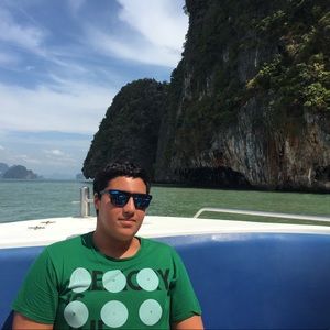 Meet your Posher, Pasha